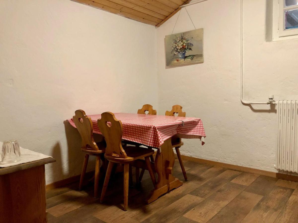 Zimmervermietung Ackersand Stalden Buitenkant foto